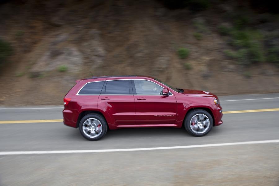  Jeep Grand Cherokee SRT8 2012 года  (фото 169 из 186)
